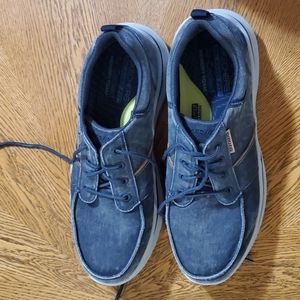 Skechers canvas comfort shoes